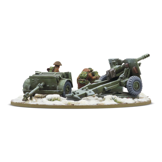 25 pdr anti-tank gun with British infantry (winter) crew