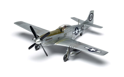 Airfix 1:72 North American P-51D Mustang Starter Set